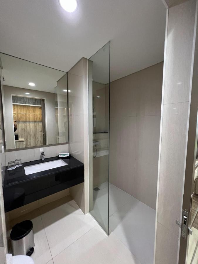 Hotel Ayola Sunrise Mojokerto Kültér fotó