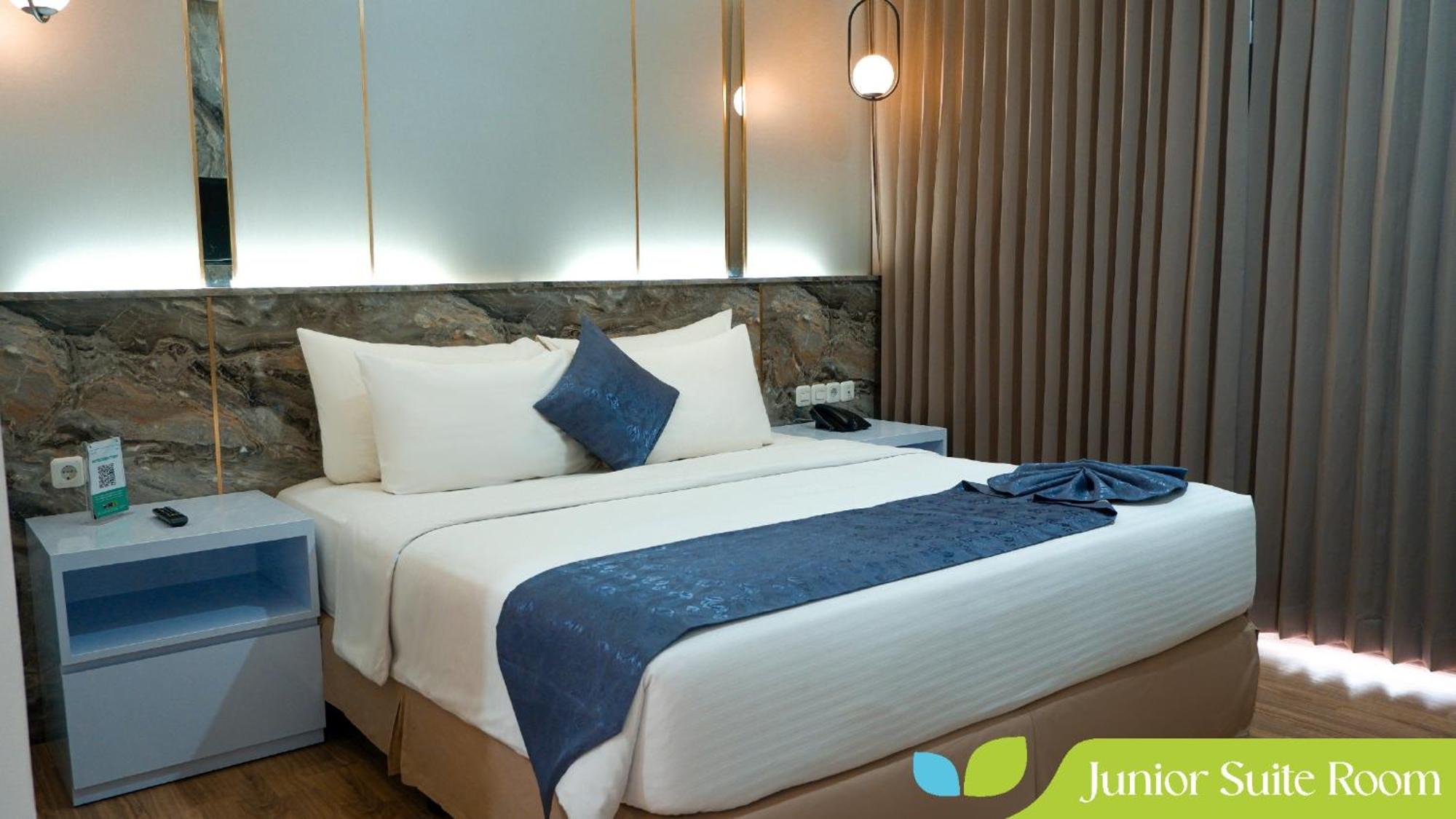 Hotel Ayola Sunrise Mojokerto Kültér fotó