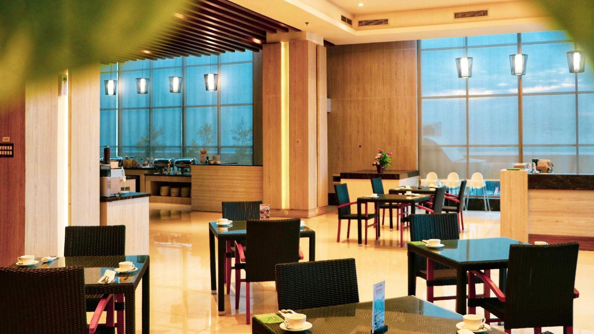 Hotel Ayola Sunrise Mojokerto Kültér fotó
