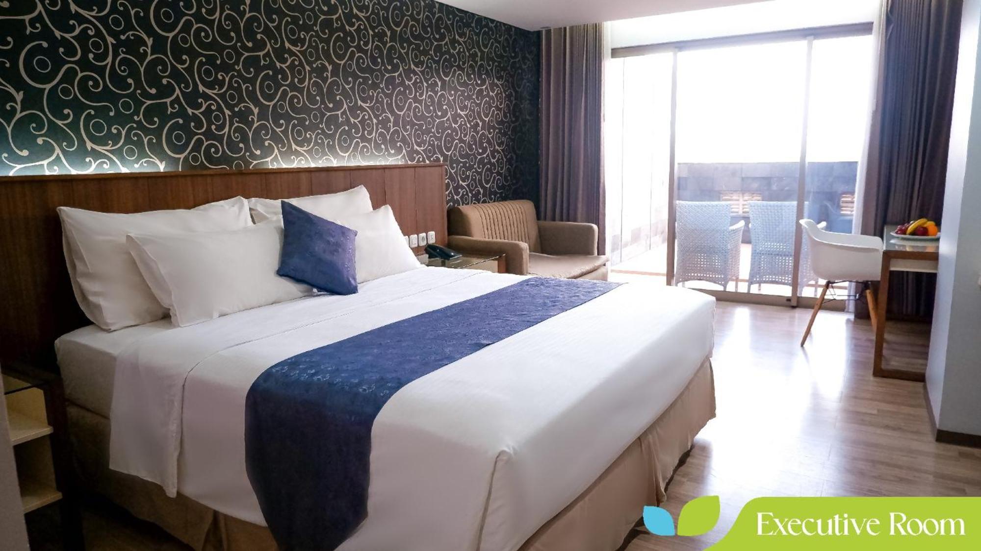 Hotel Ayola Sunrise Mojokerto Kültér fotó