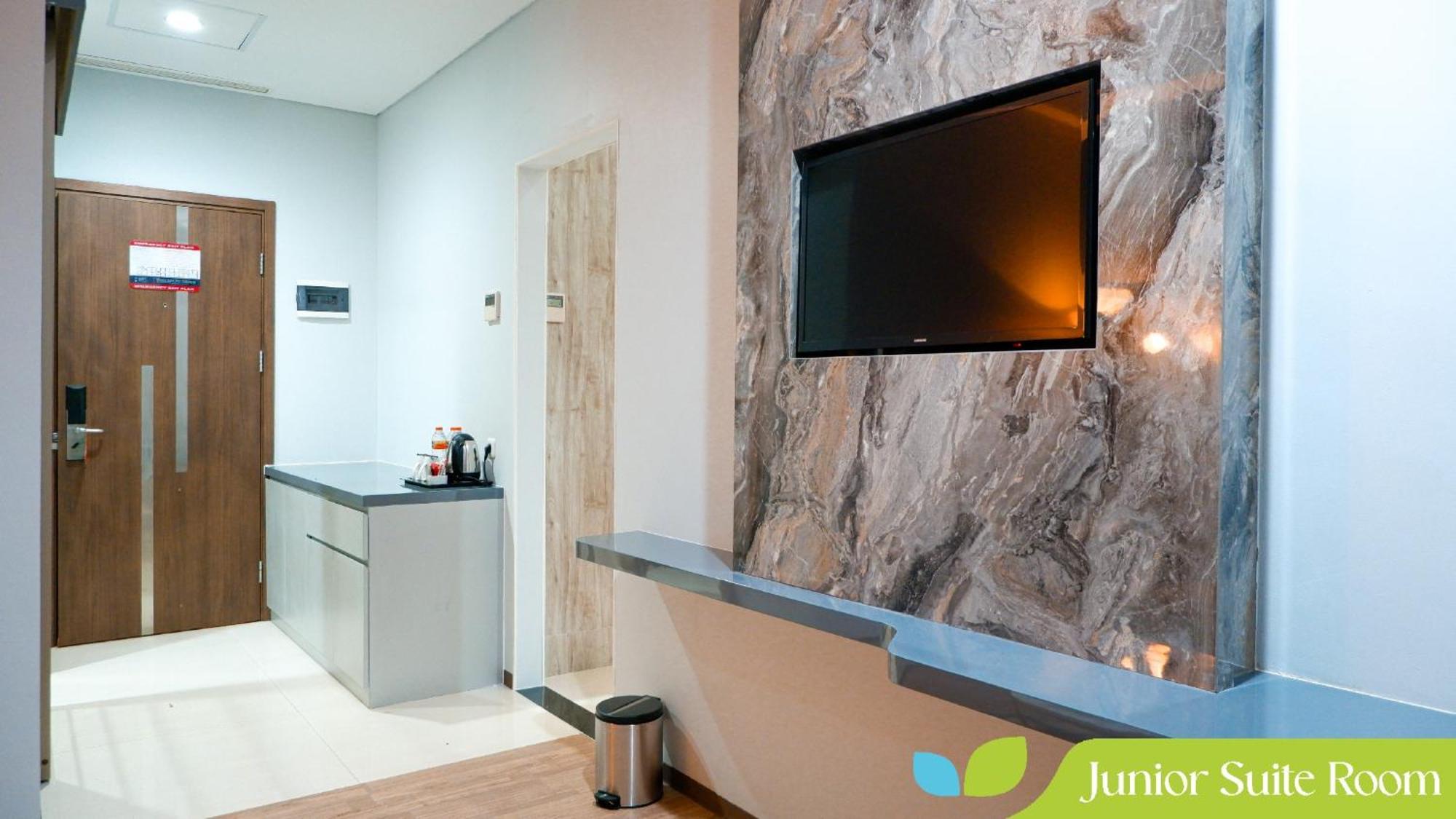 Hotel Ayola Sunrise Mojokerto Kültér fotó